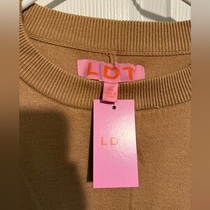💚BOGO- LDT Tan Sweater/ wrap